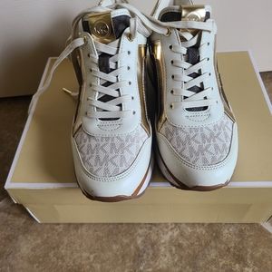 MICHAEL KORS Maddy Trainer